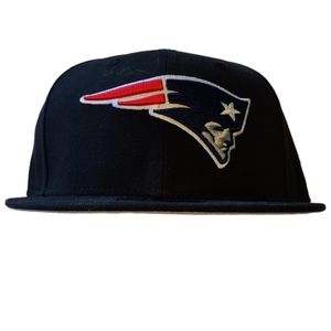 Patriots snap back hat.